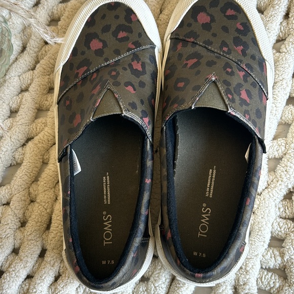 Toms Slip on shoes leopard print - Picture 7 of 7